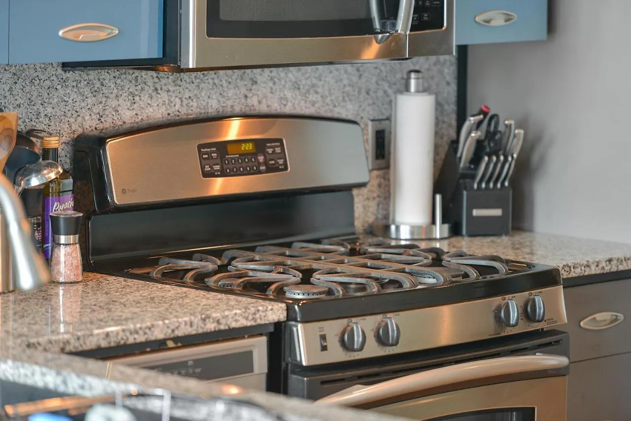 Harbourview Executive Condo Victoria