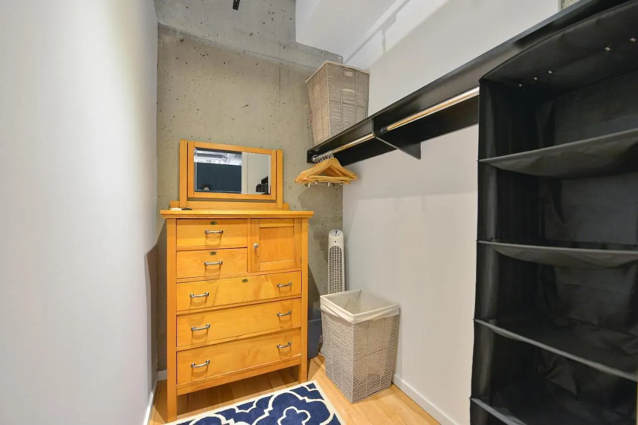 Harbourview Executive Condo Victoria 0*,  Canada