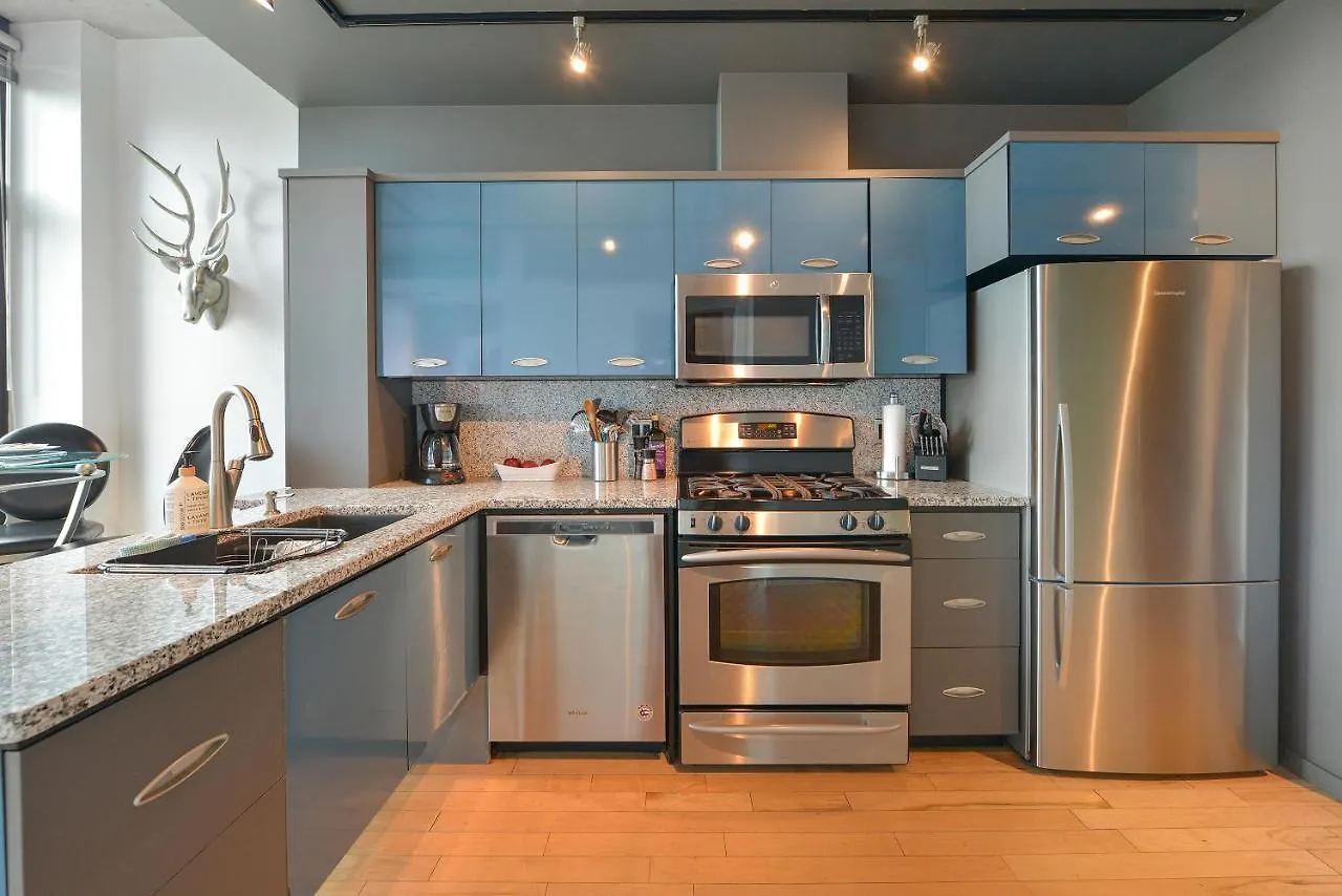 Harbourview Executive Condo Victoria Lejlighed