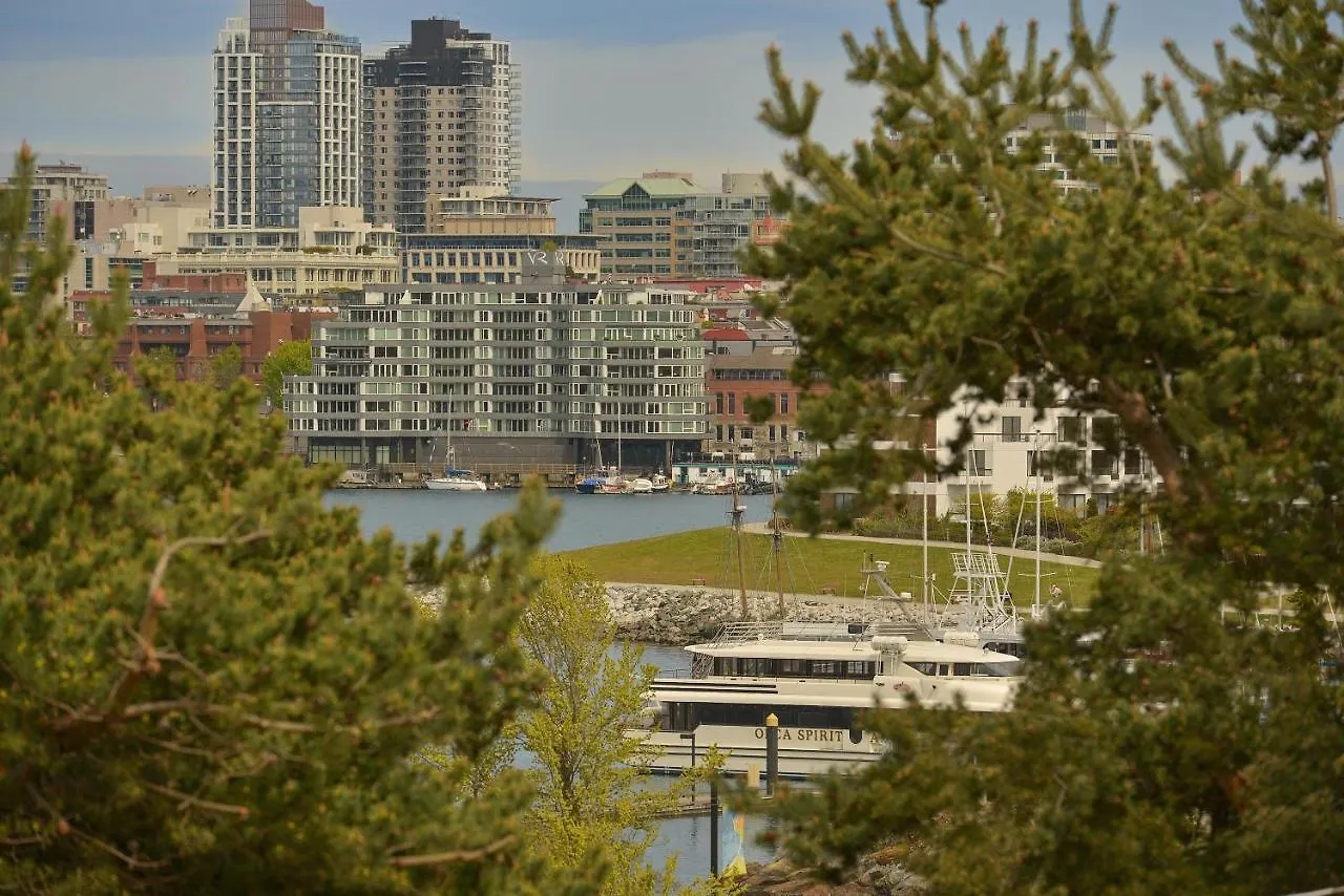 Harbourview Executive Condo Victoria Canada