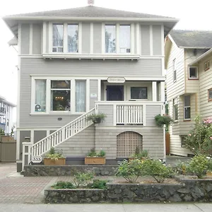 Bed & Breakfast Fisher House, Victoria